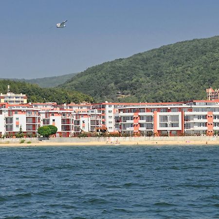 Privilege Beach Apartments Sveti Vlas Extérieur photo