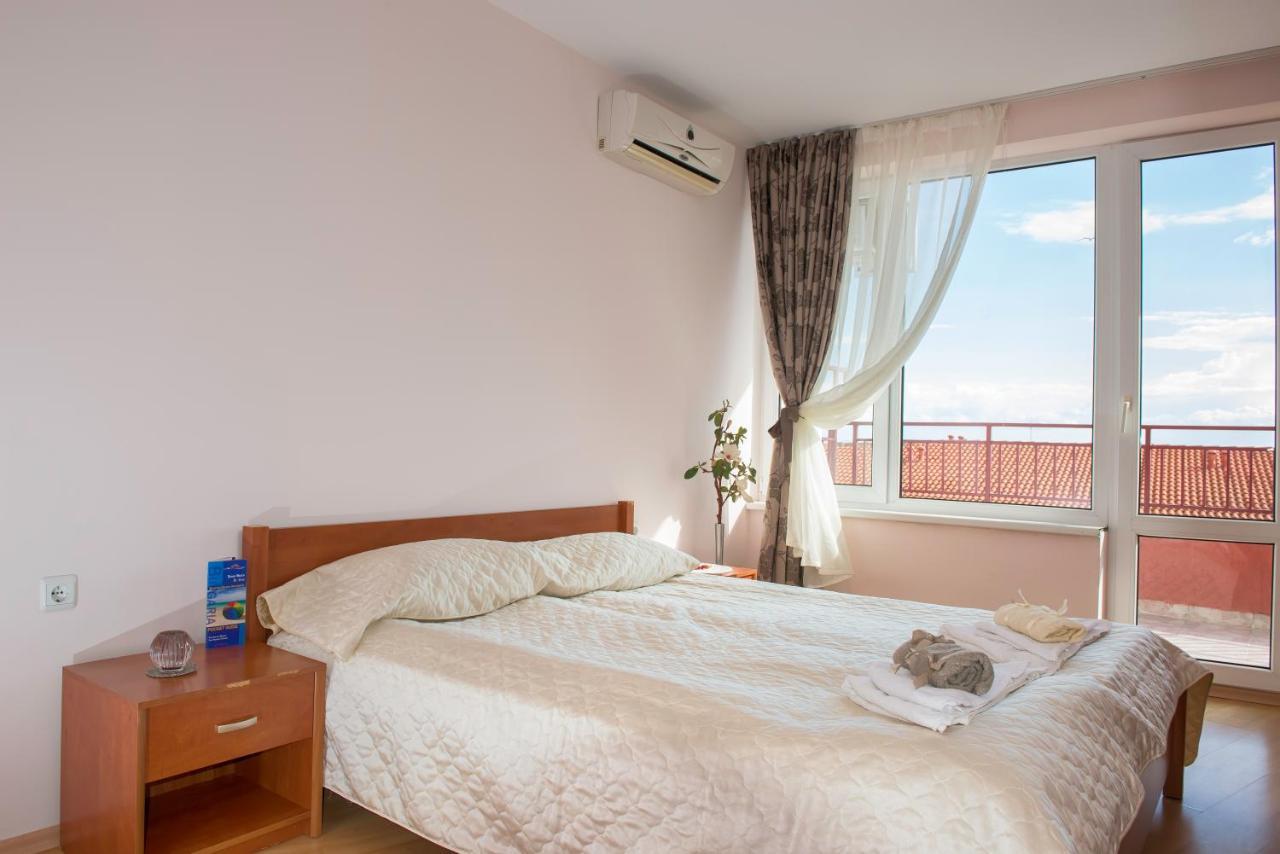 Privilege Beach Apartments Sveti Vlas Extérieur photo