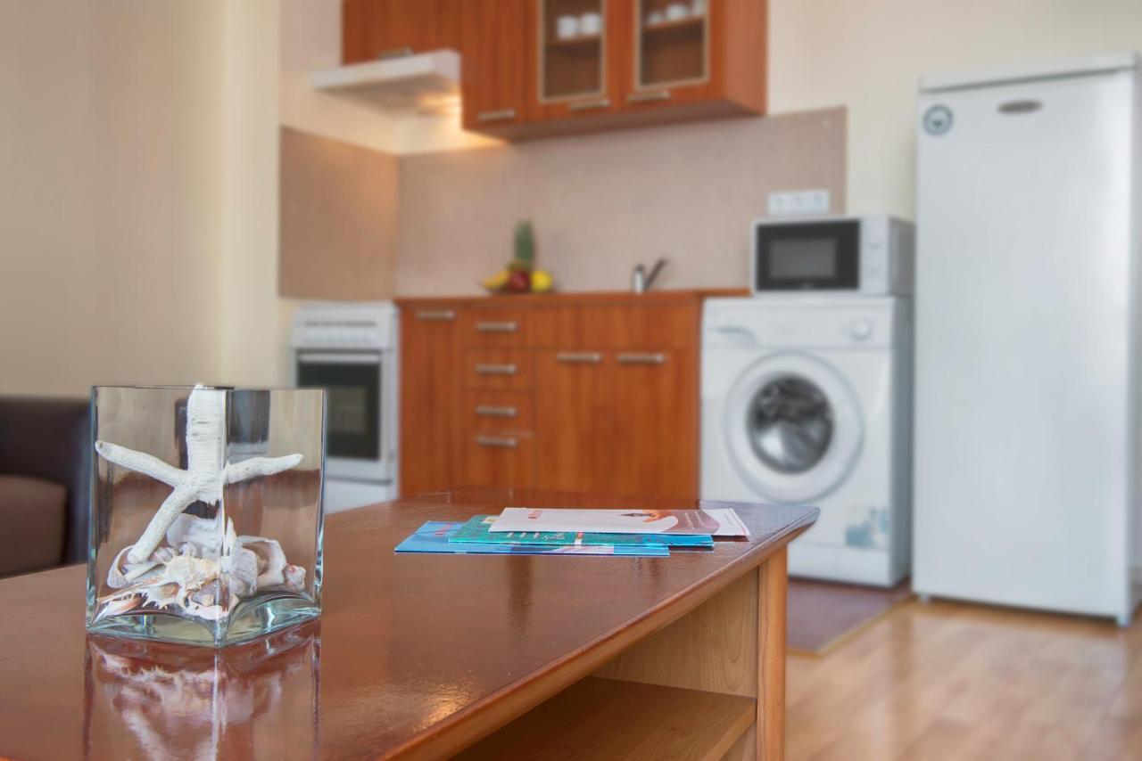 Privilege Beach Apartments Sveti Vlas Extérieur photo