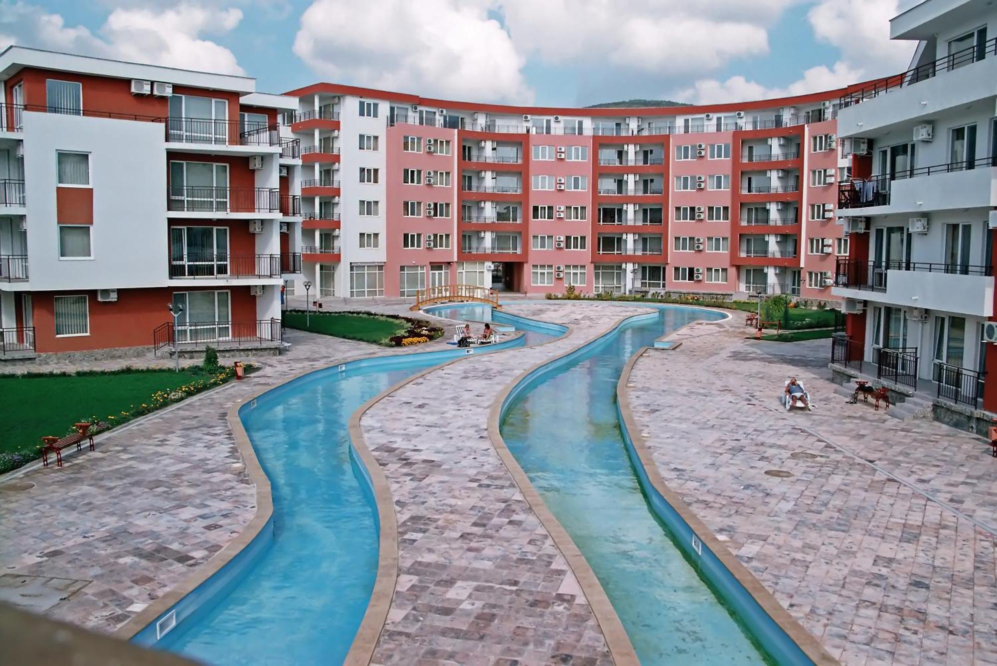 Privilege Beach Apartments Sveti Vlas Extérieur photo