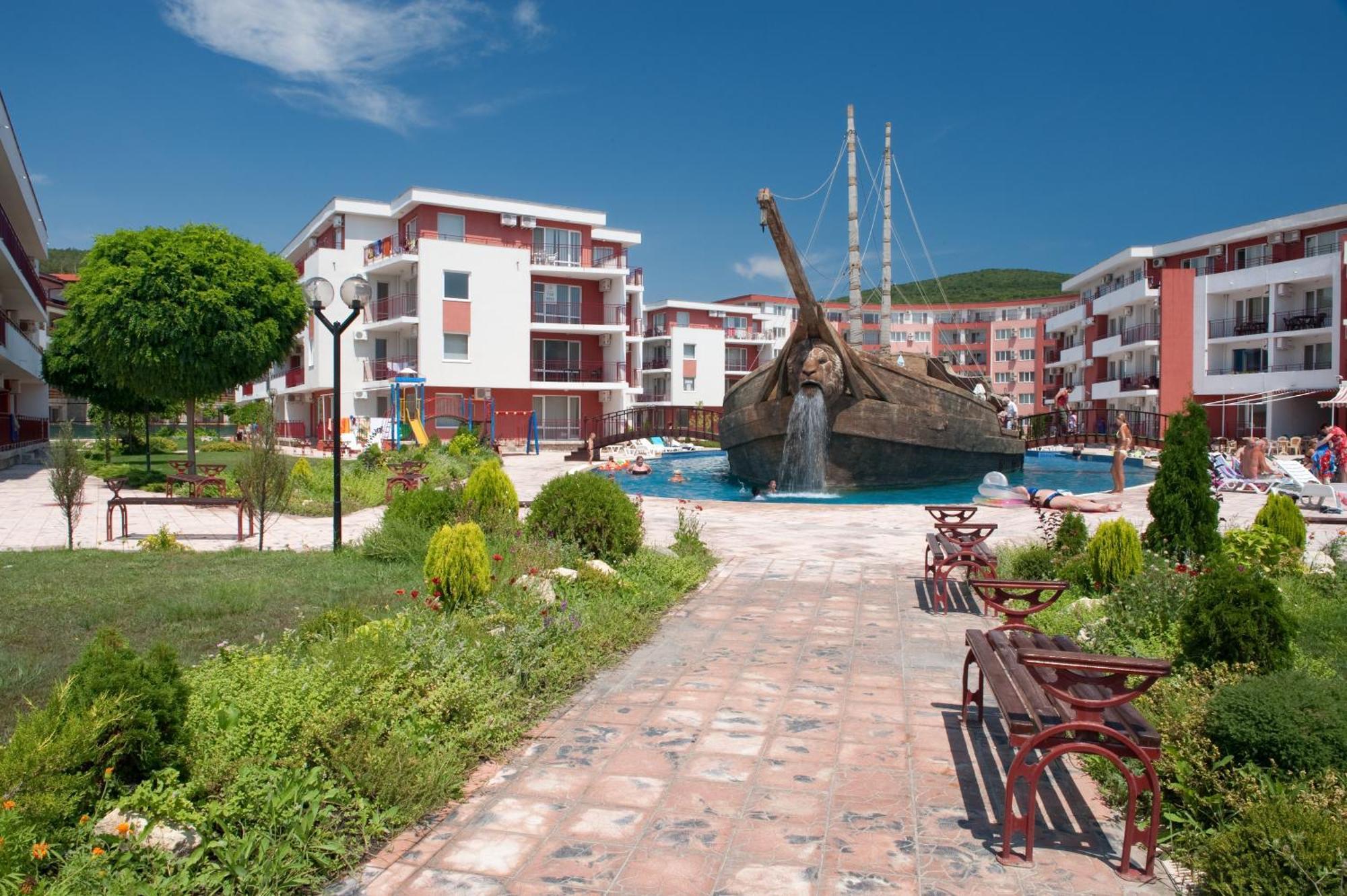 Privilege Beach Apartments Sveti Vlas Extérieur photo