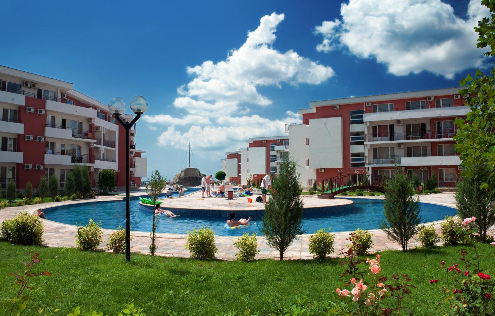 Privilege Beach Apartments Sveti Vlas Extérieur photo